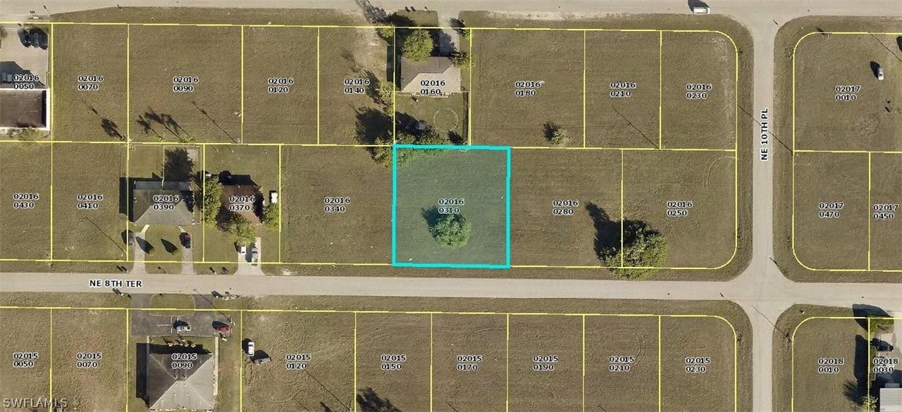 1033 NE 8th Ter., Cape Coral, FL 33909