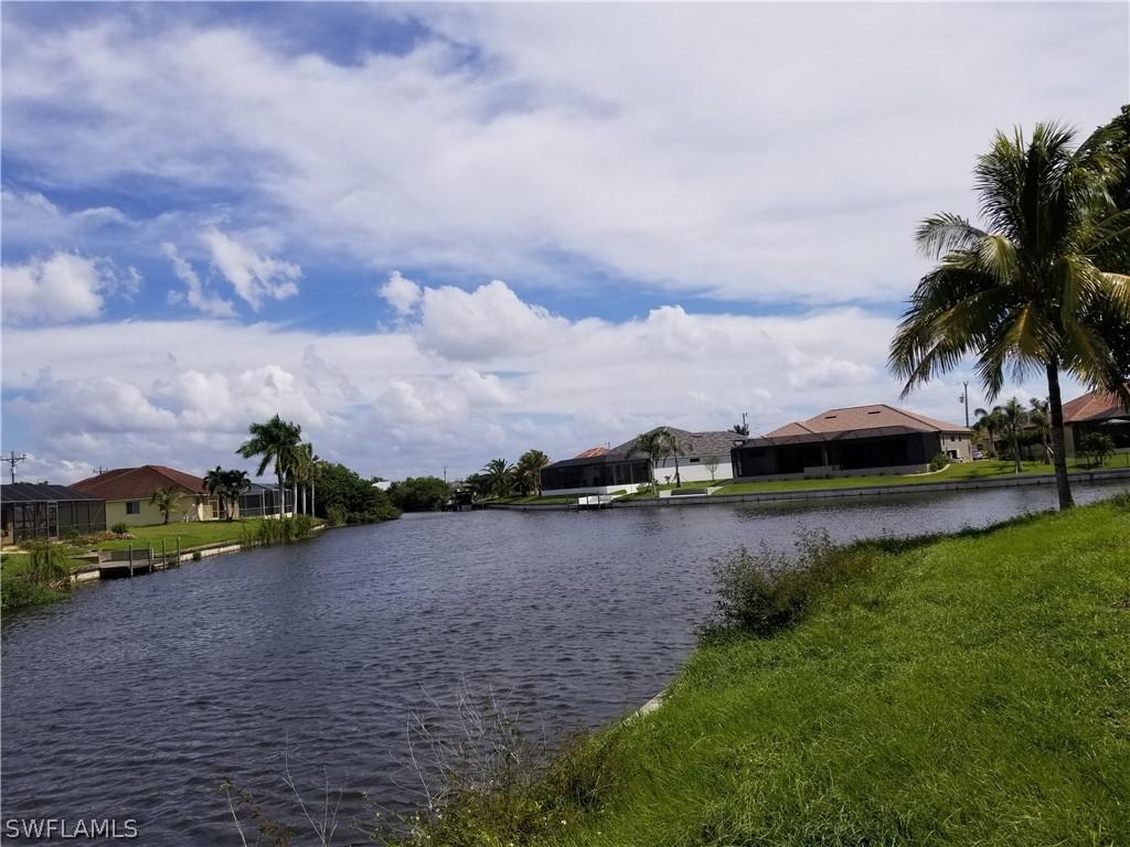 2501 SW 28th Ter., Cape Coral, FL 33914
