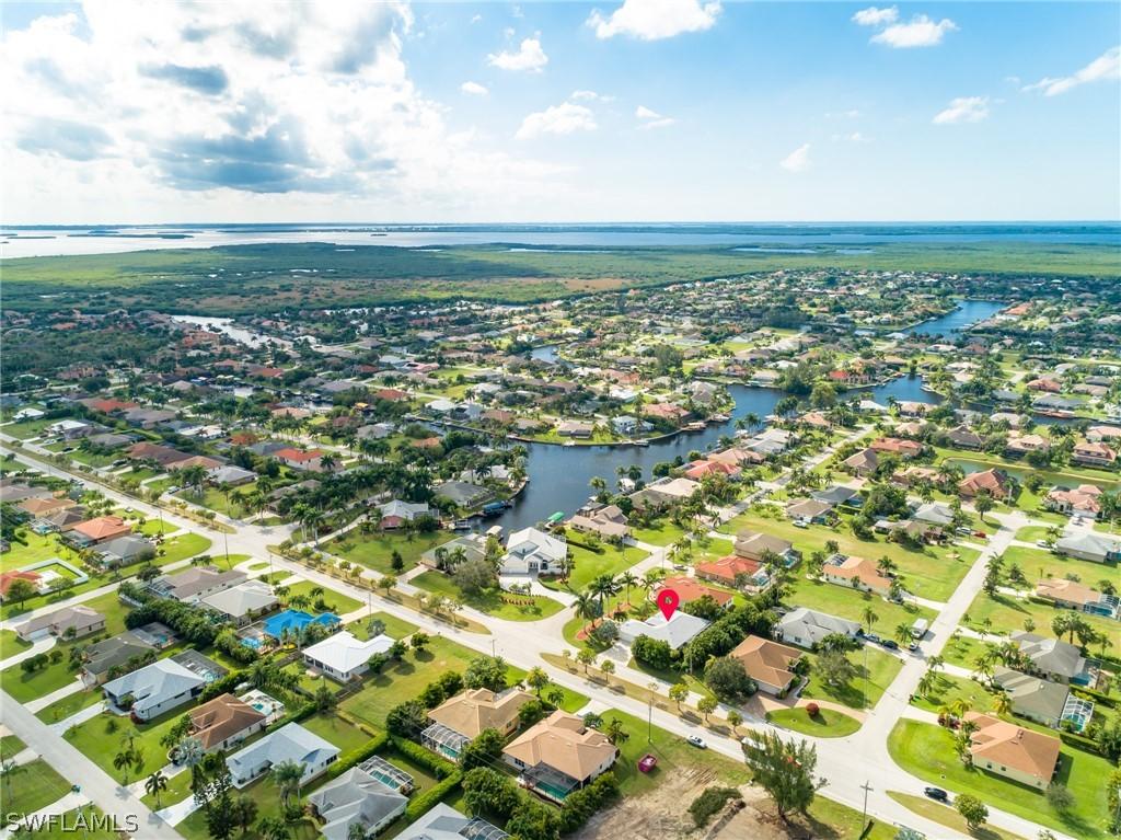 2103 SW 52nd Ln., Cape Coral, FL 33914