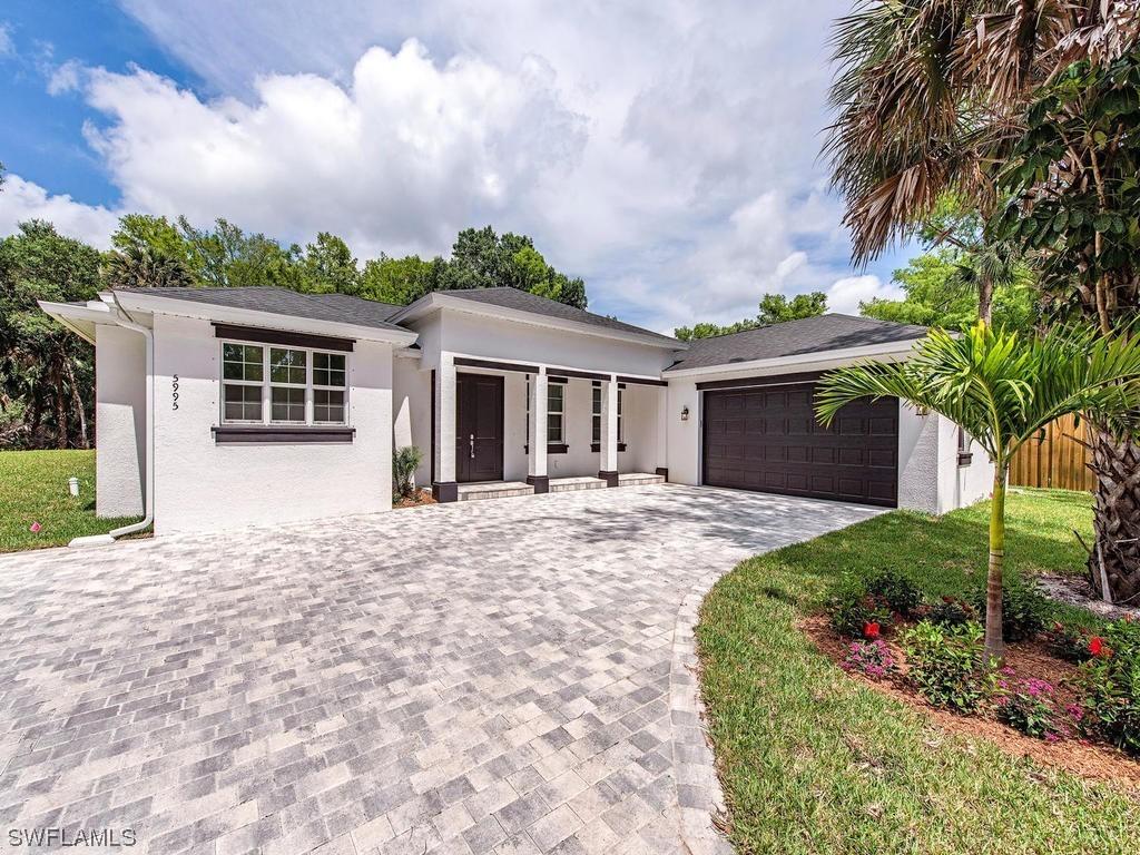 5995 Lancewood Way, Naples, FL 34116