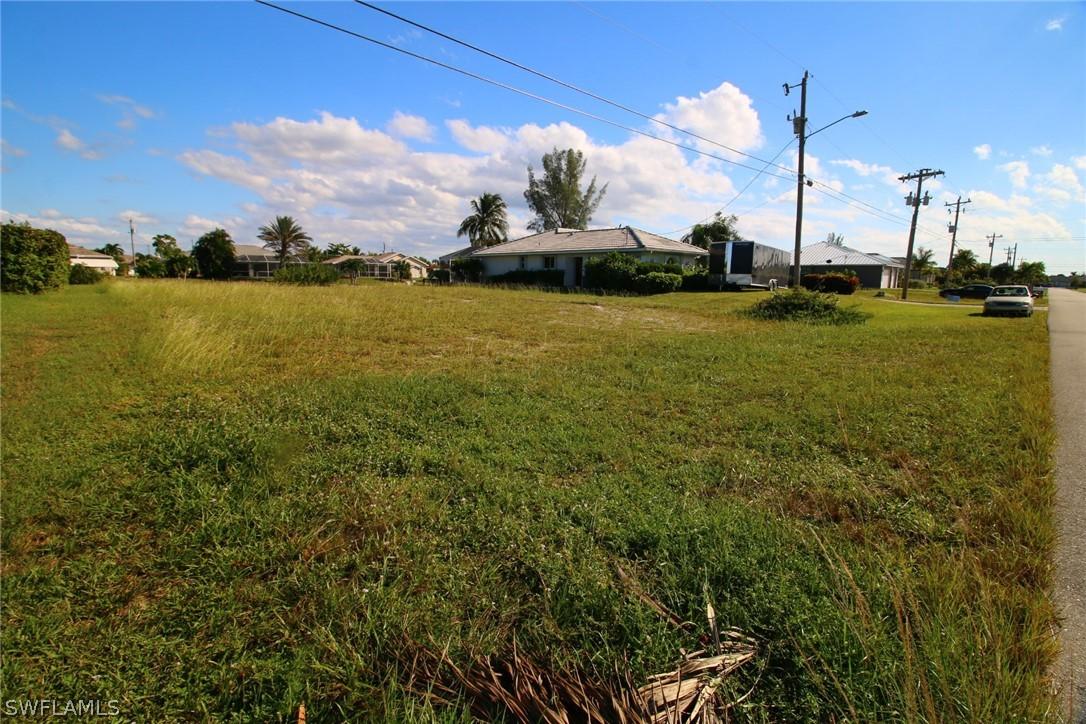 4541 SW 11th Ave., Cape Coral, FL 33914