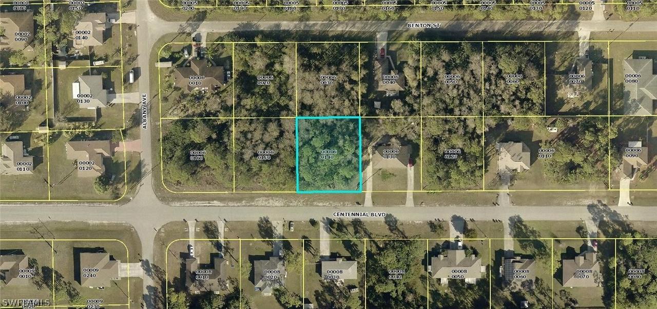 5428/5430 Centennial Blvd., Lehigh Acres, FL 33971