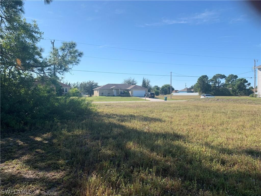 1829 NW 15th Ter., Cape Coral, FL 33993