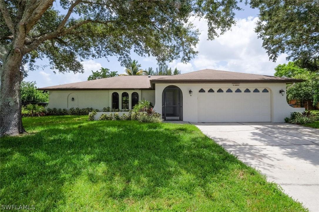 1208 SW 12th Ter., Cape Coral, FL 33991