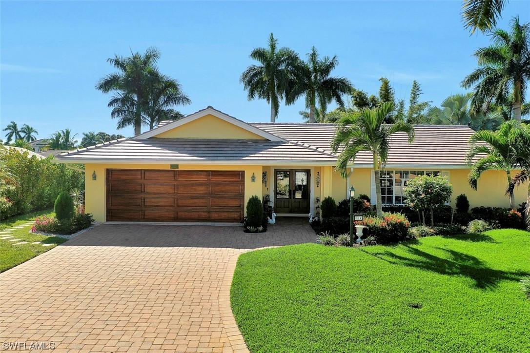 514 Neapolitan Ln., Naples, FL 34103