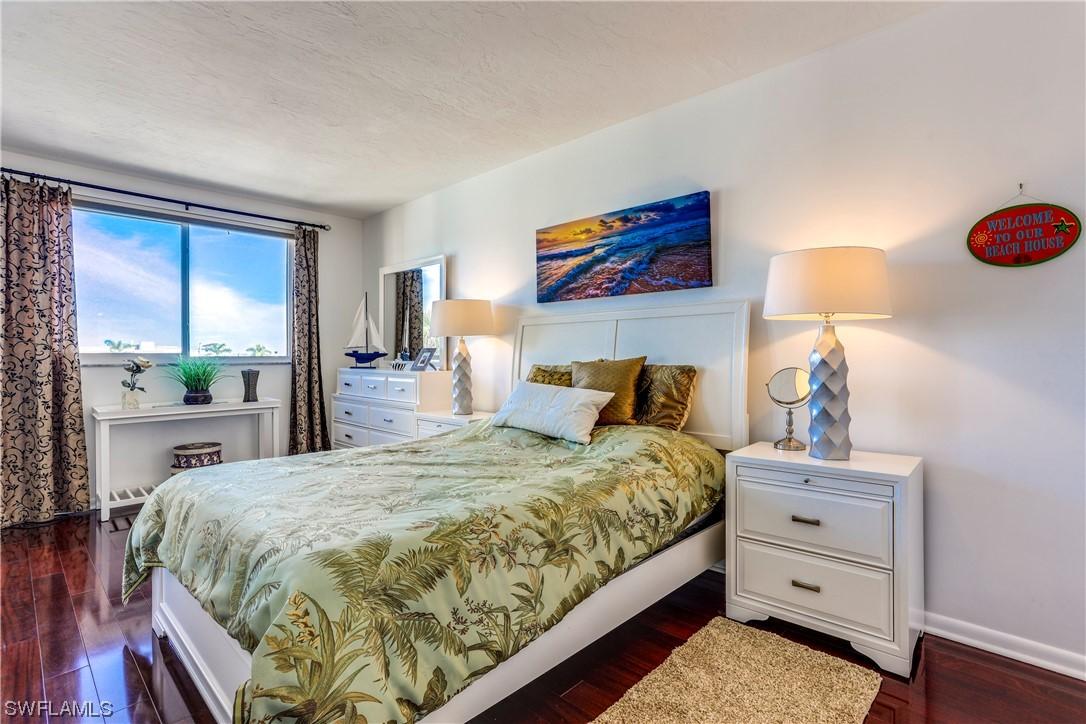 803 River Point Dr. #301B, Naples, FL 34102