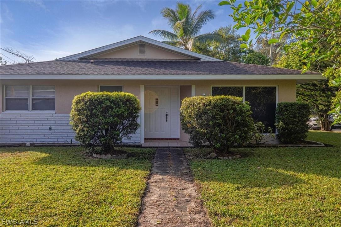 56 Cardinal Dr., North Fort Myers, FL 33917