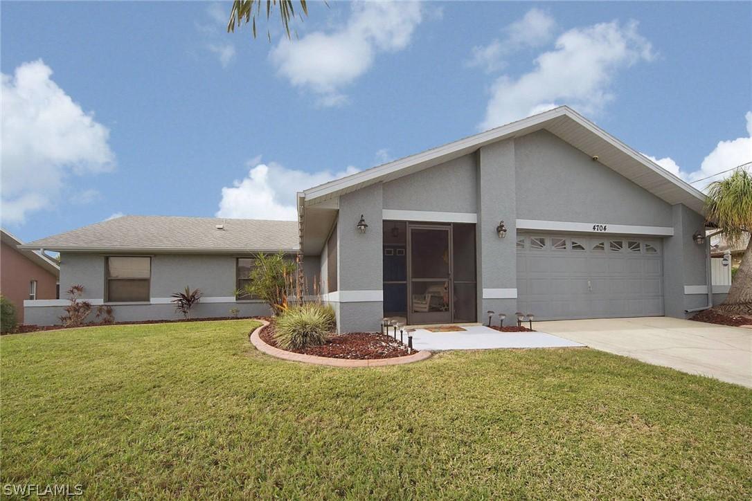 4704 SW 25th Pl., Cape Coral, FL 33914