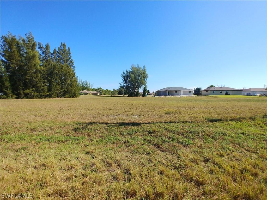 2217 NW 43rd Ave., Cape Coral, FL 33993