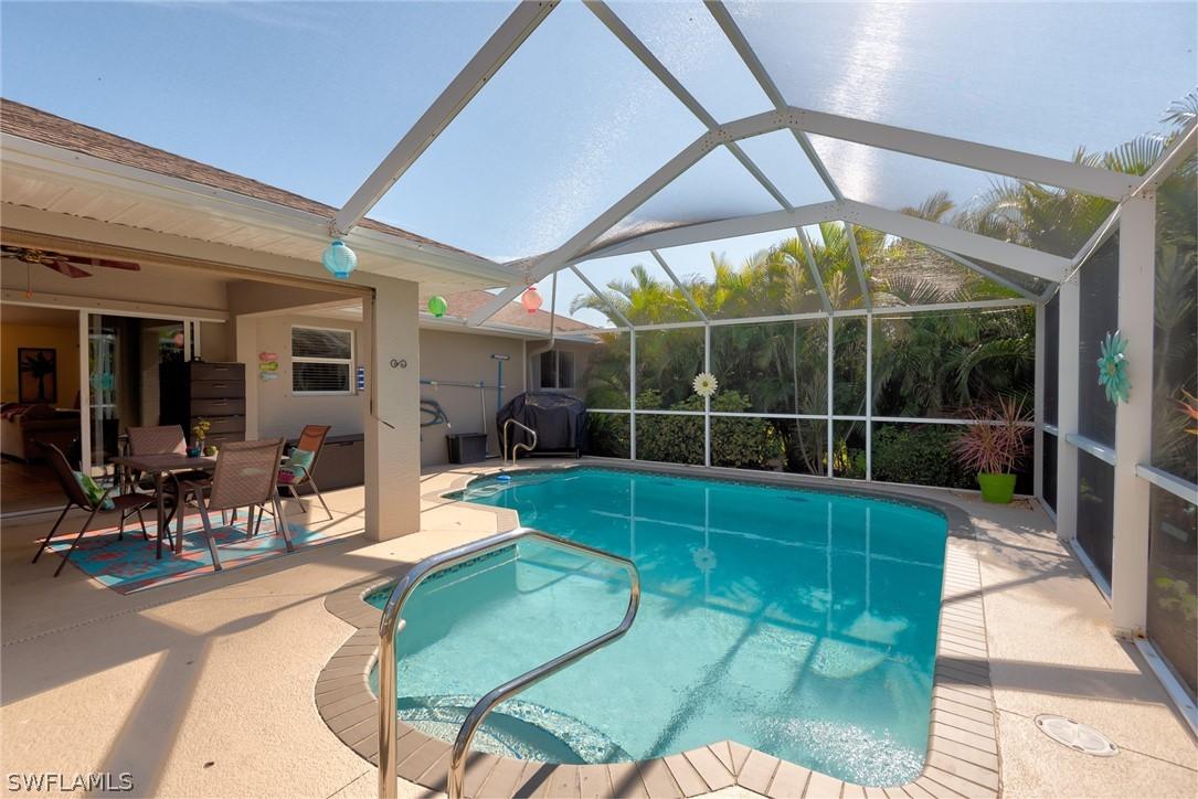 134 NE 6th Pl., Cape Coral, FL 33909