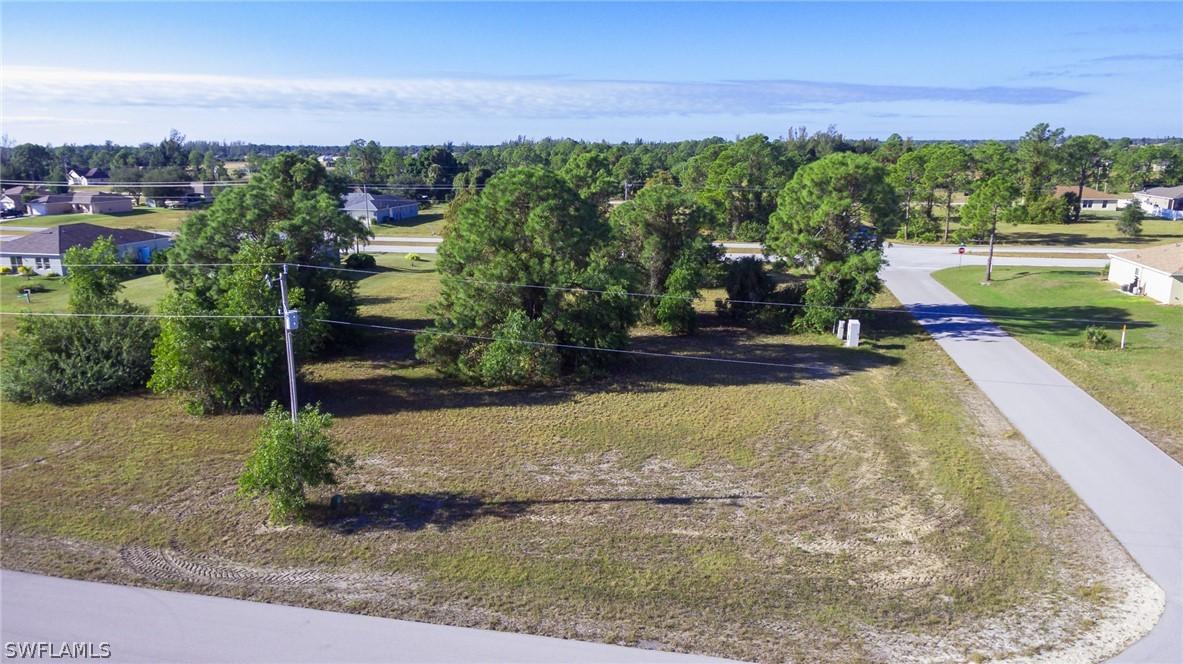 4020 NE 20th Pl., Cape Coral, FL 33909
