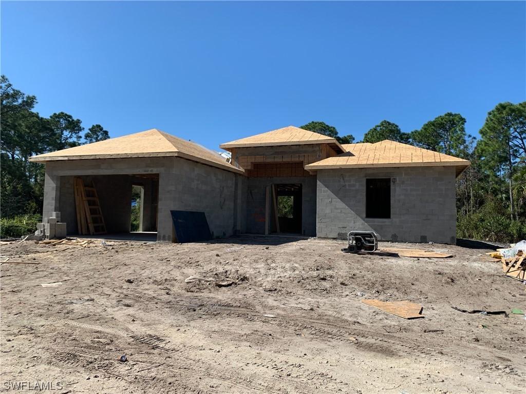 1960 Everglades Blvd., Naples, FL 34117