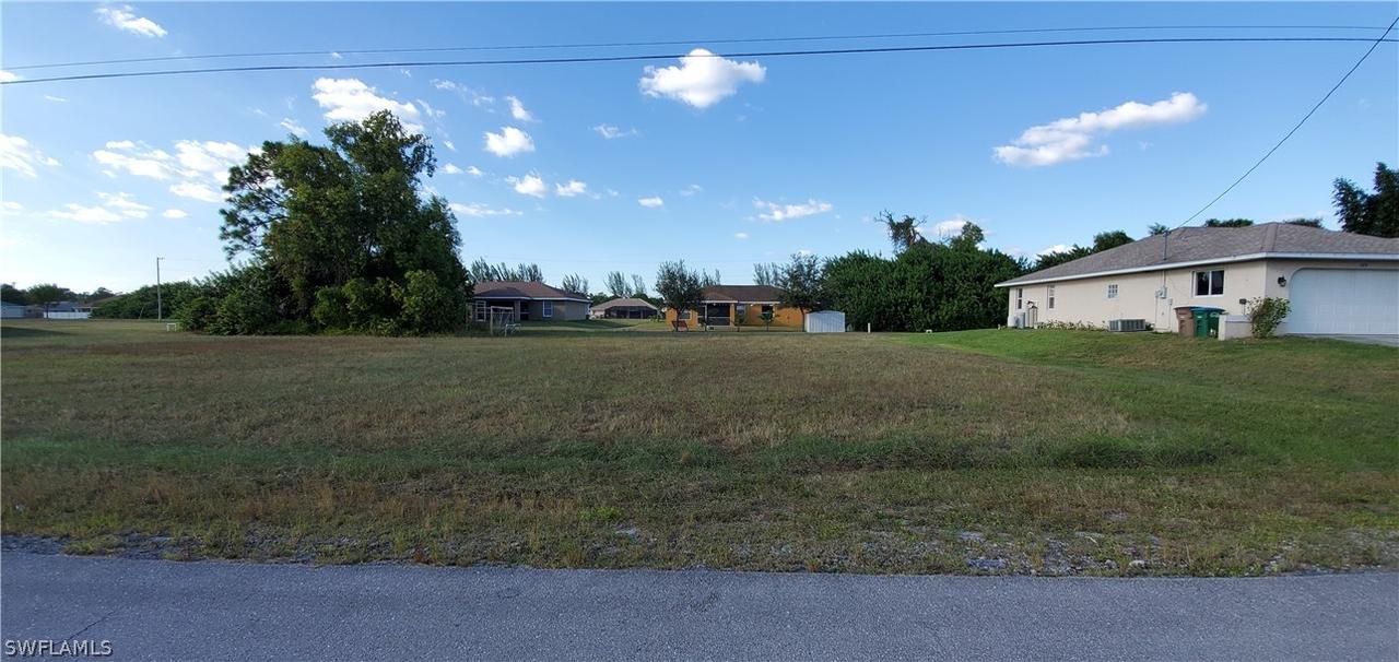 323 NE 30th St., Cape Coral, FL 33909