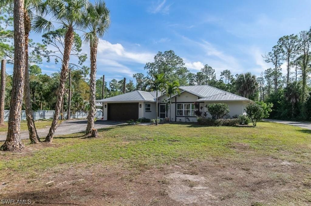 4460 3rd Ave., Naples, FL 34119