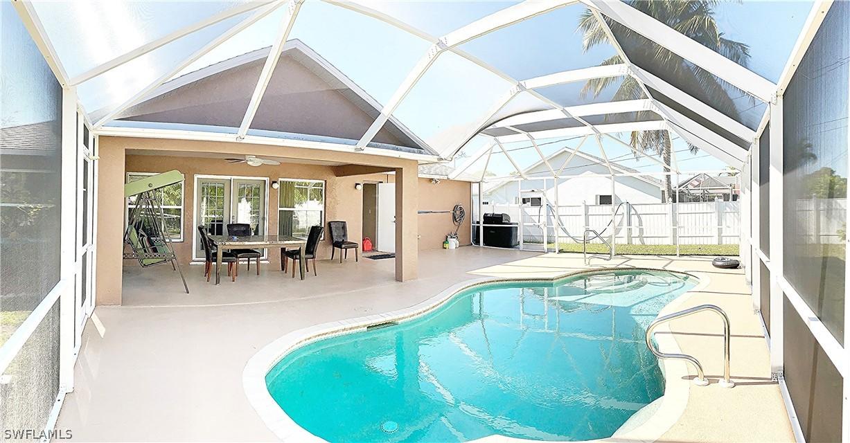 109 Nicholas Pkwy., Cape Coral, FL 33991