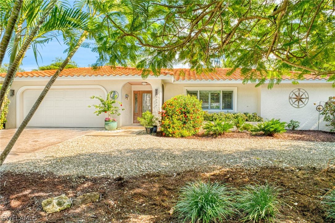 1056 S Yachtsman Dr., Sanibel, FL 33957