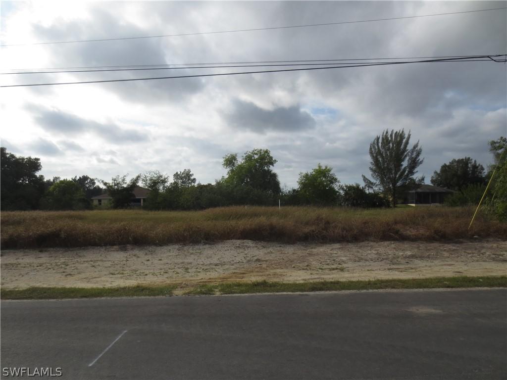 324 NW 6th Pl., Cape Coral, FL 33993