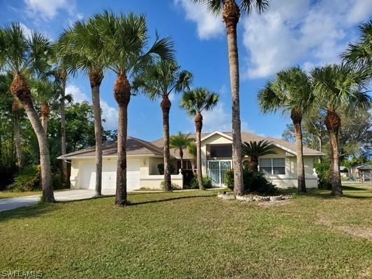 413 Jefferson Ave., Lehigh Acres, FL 33936