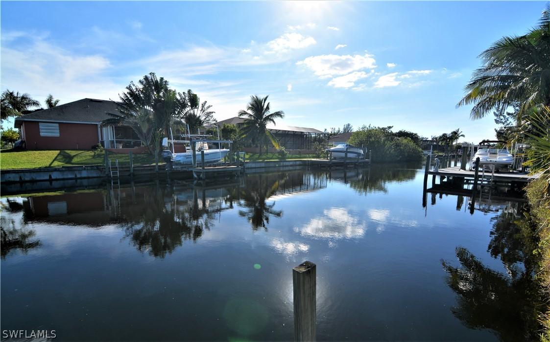 1828 SW 40th Ter., Cape Coral, FL 33914