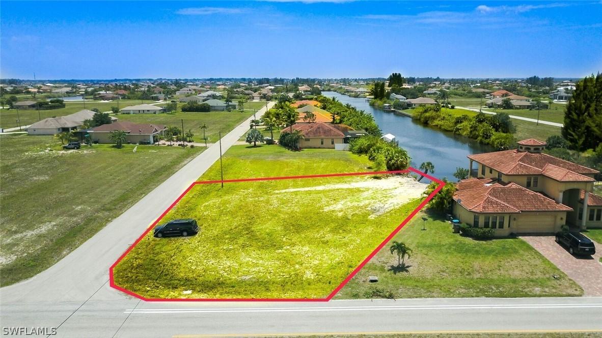 3712 Gulfstream Pkwy., Cape Coral, FL 33993