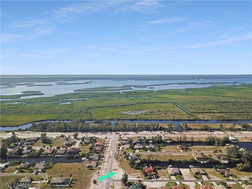 2 NW 38th Pl., Cape Coral, FL 33993