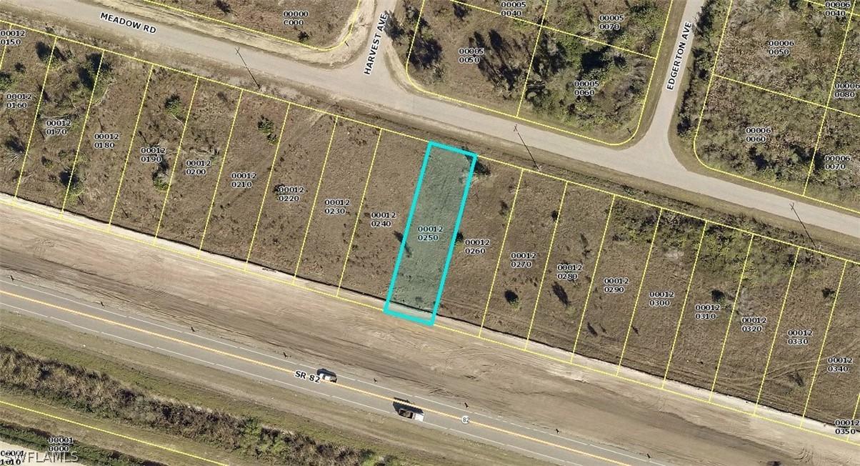 3246 Meadow Rd., Lehigh Acres, FL 33974