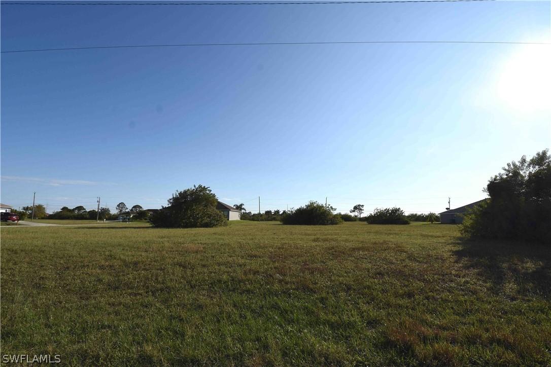 406 NE 26th St., Cape Coral, FL 33909