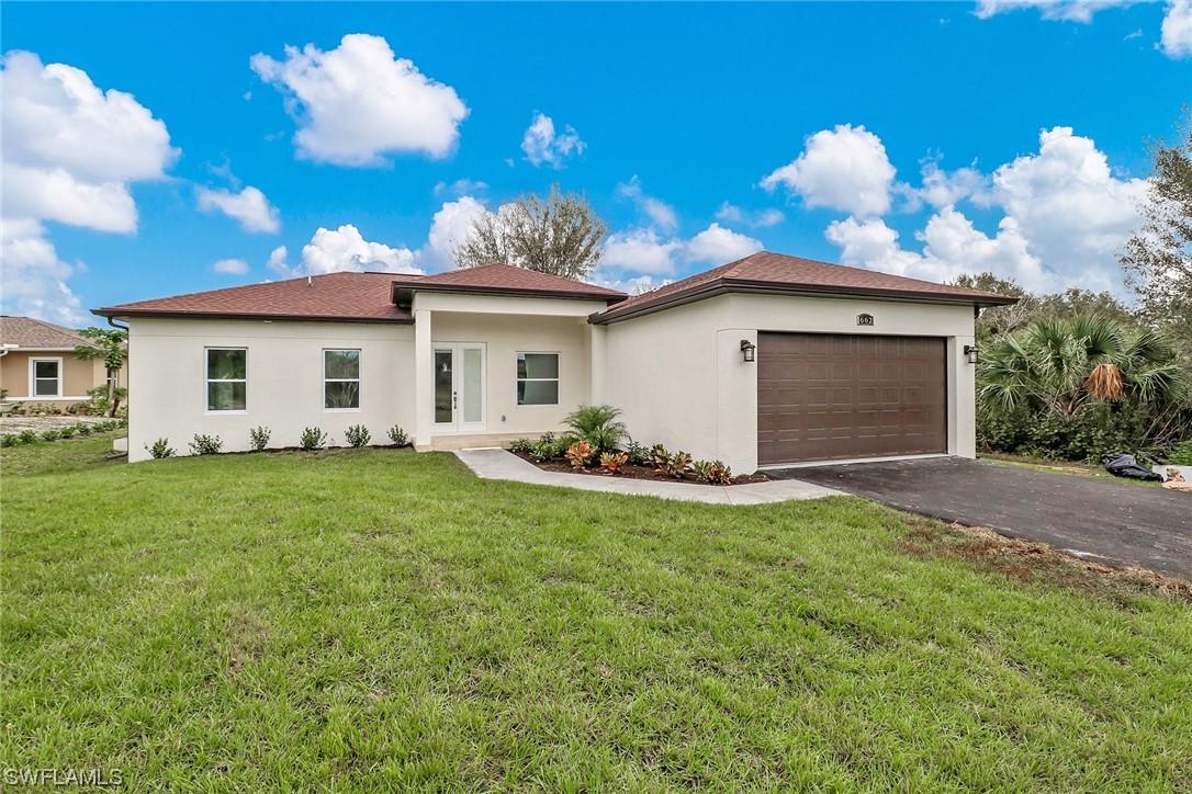 662 20th St., Naples, FL 34120
