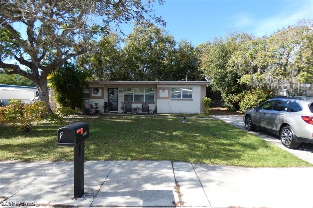 1402 Gardenia Ave., Fort Myers, FL 33916