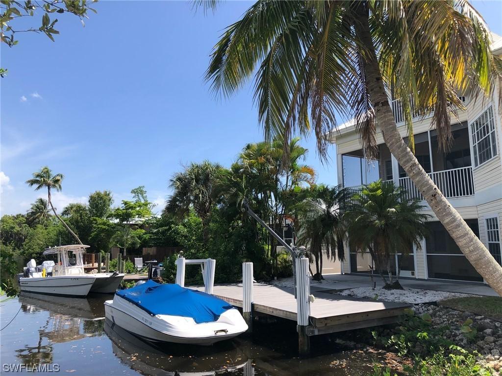 2917 Poplar St., Naples, FL 34112