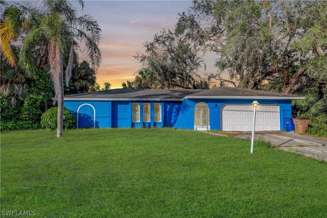 2607 E 6th St., Lehigh Acres, FL 33936