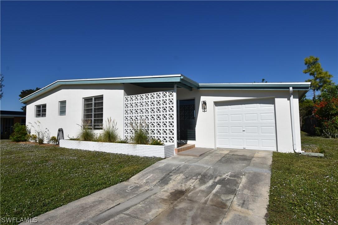 22472 Catherine Ave., Port Charlotte, FL 33952