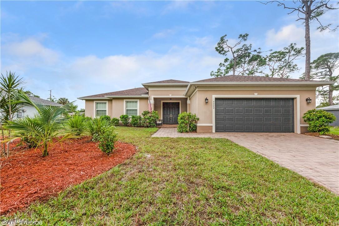 4609 Santiago Ln., Bonita Springs, FL 34134