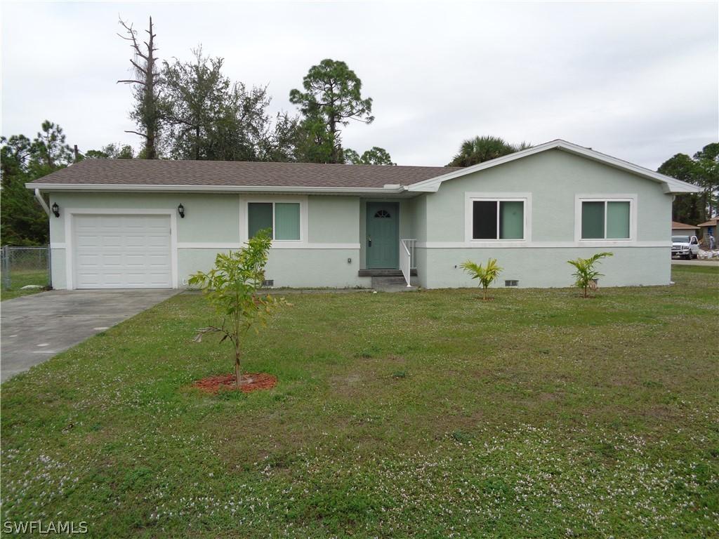 2807 E 2nd St., Lehigh Acres, FL 33936
