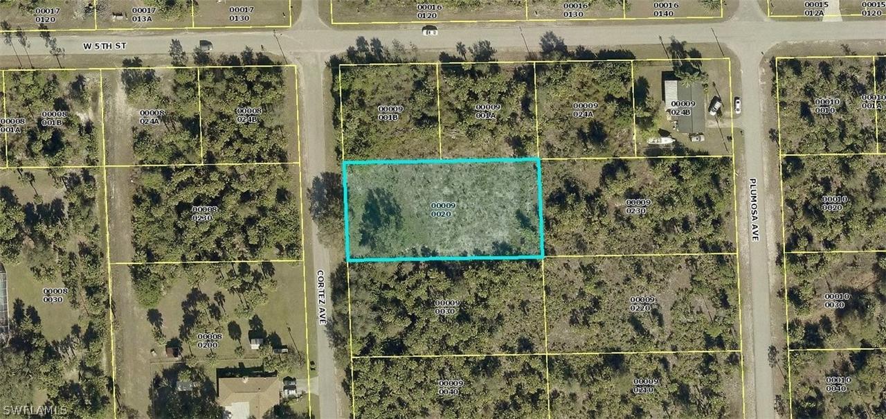 420 Cortez Ave., Lehigh Acres, FL 33972