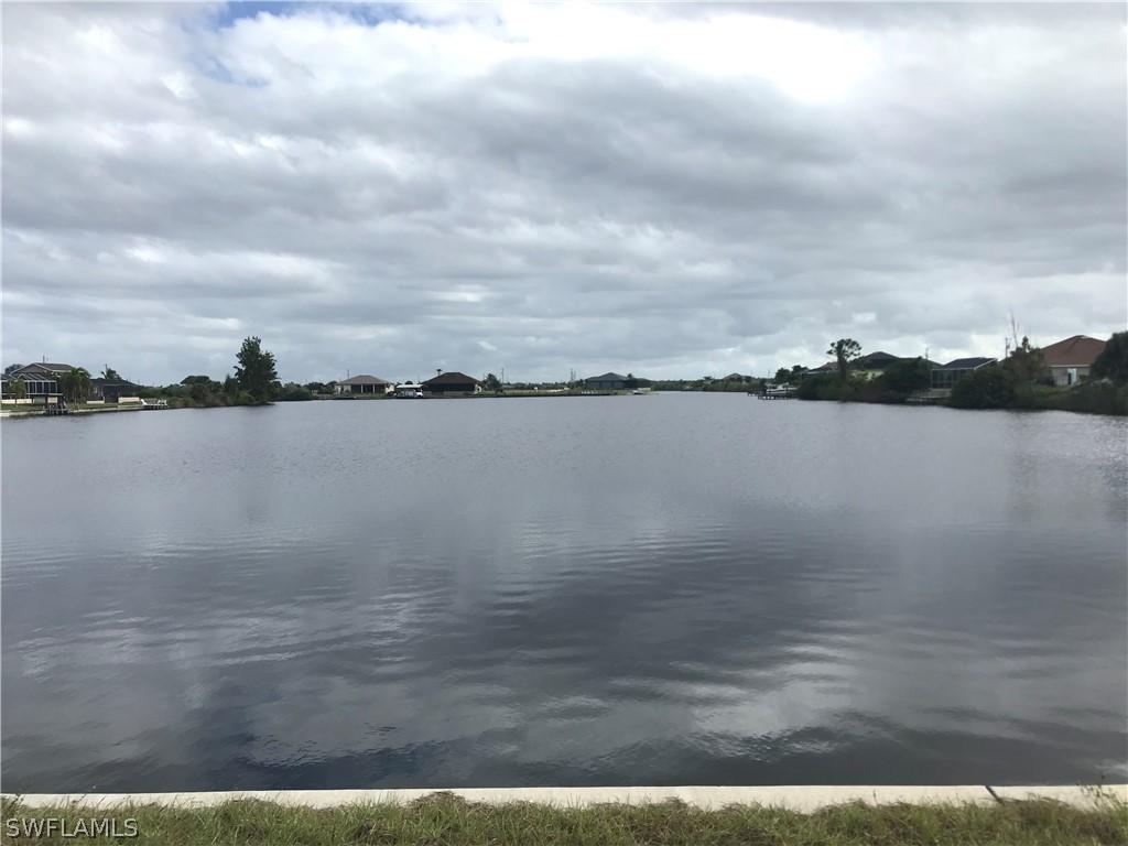 3915 NW 44th Pl., Cape Coral, FL 33993