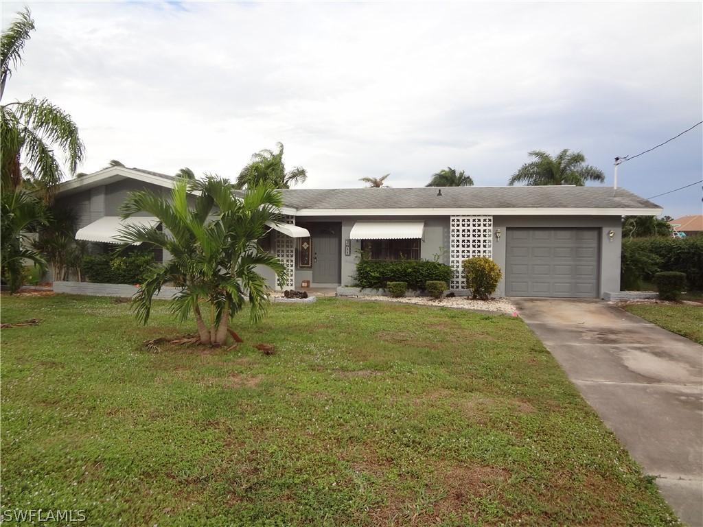 2611 SE 23rd Ave., Cape Coral, FL 33904