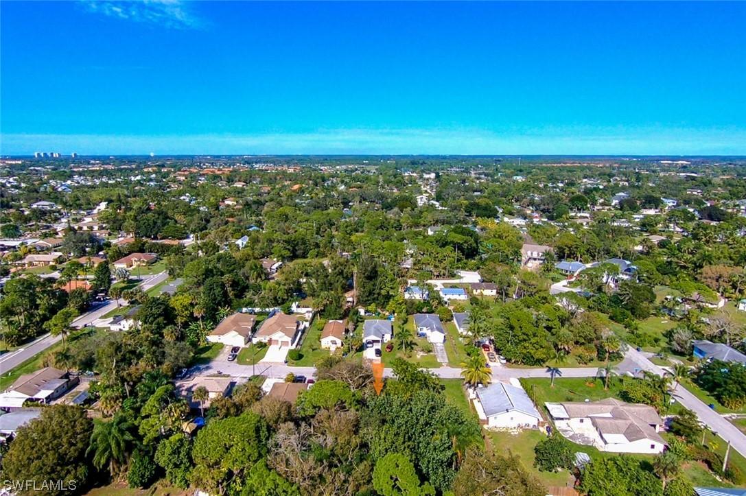 10004 Connecticut St., Bonita Springs, FL 34135