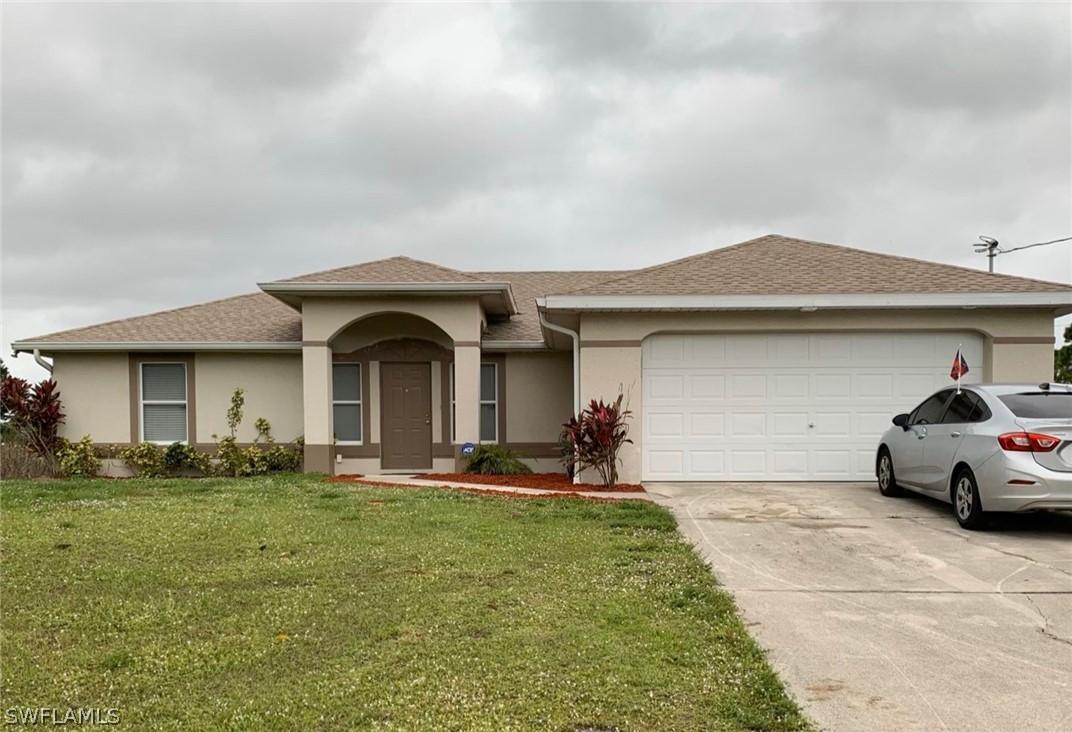 532 Empire Ave., Lehigh Acres, FL 33974