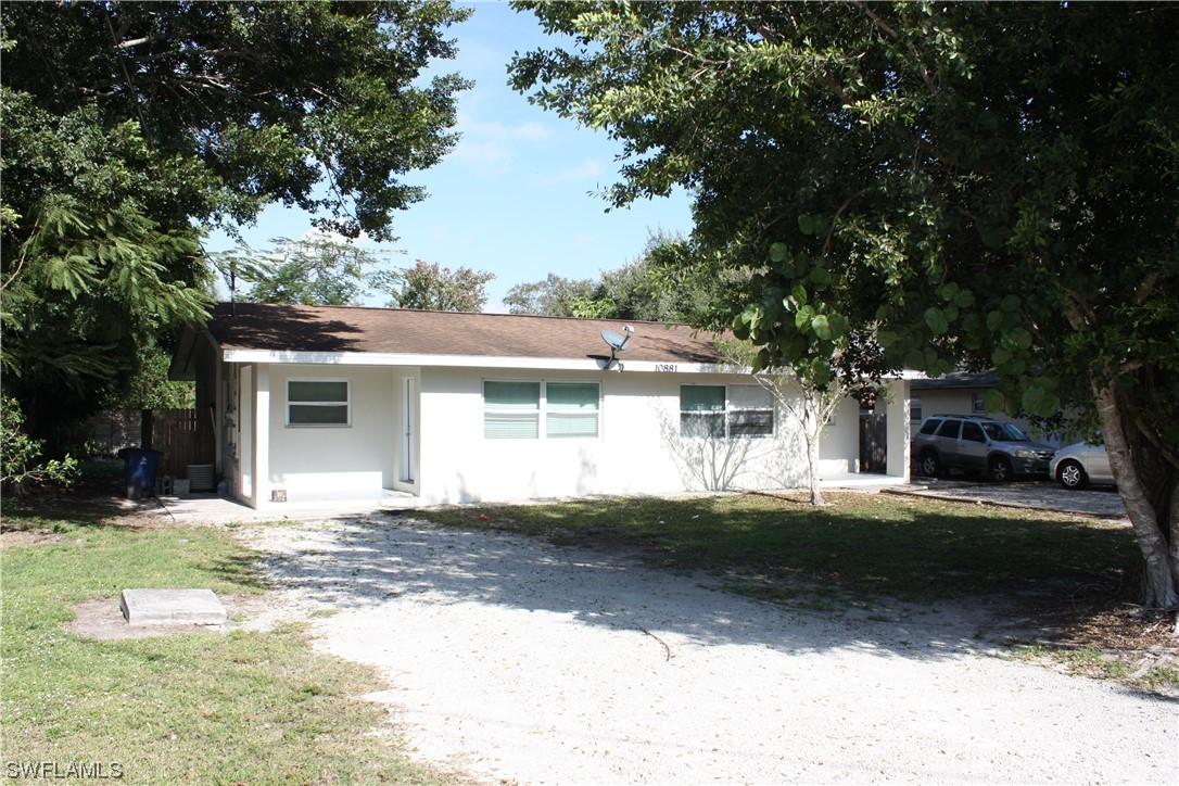 10881 Goodwin St., Bonita Springs, FL 34135