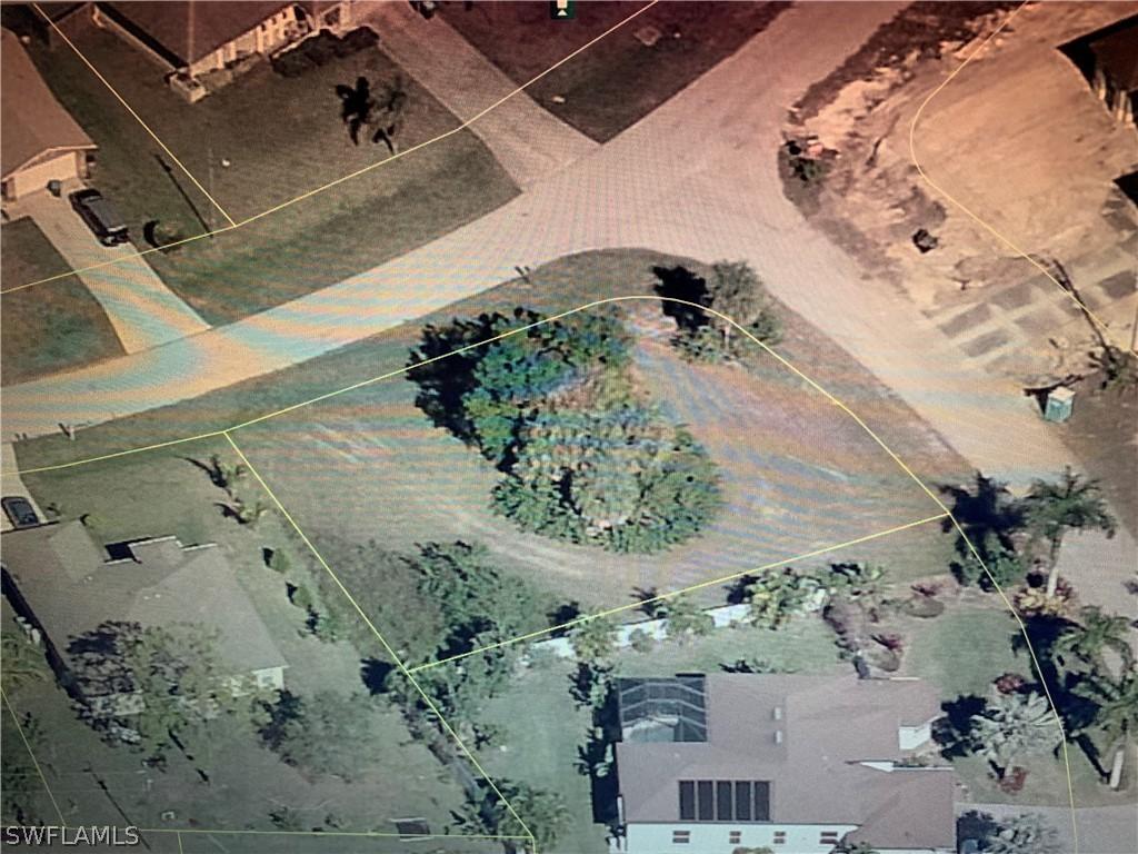 100 SW 17th Pl., Cape Coral, FL 33991