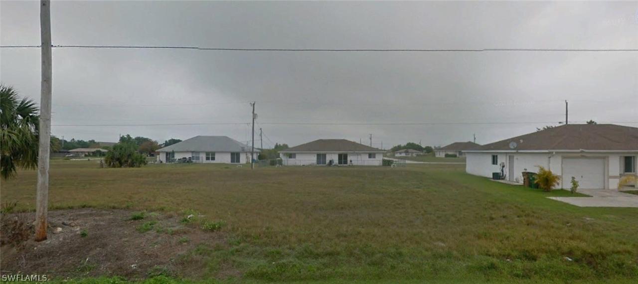 1315 Diplomat Pkwy., Cape Coral, FL 33909