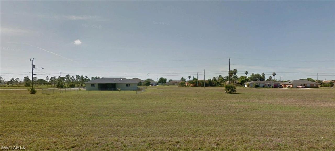 1412 NE 15th Ln., Cape Coral, FL 33909