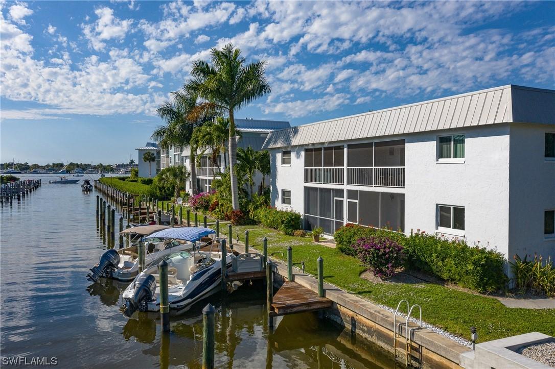 1320 Blue Point Ave. #11, Naples, FL 34102
