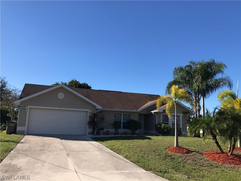 3462 NE 11th Pl., Cape Coral, FL 33909
