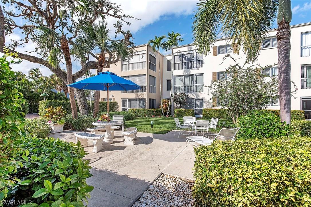 250 7th Ave. #207, Naples, FL 34102