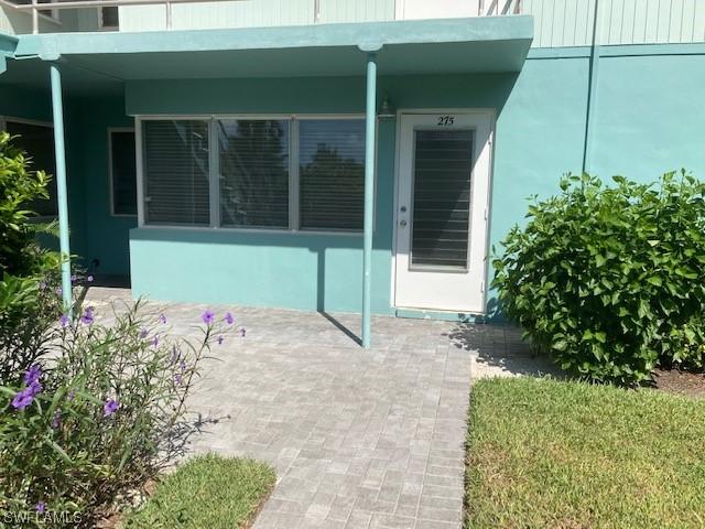 275 8th Ave., Naples, FL 34102