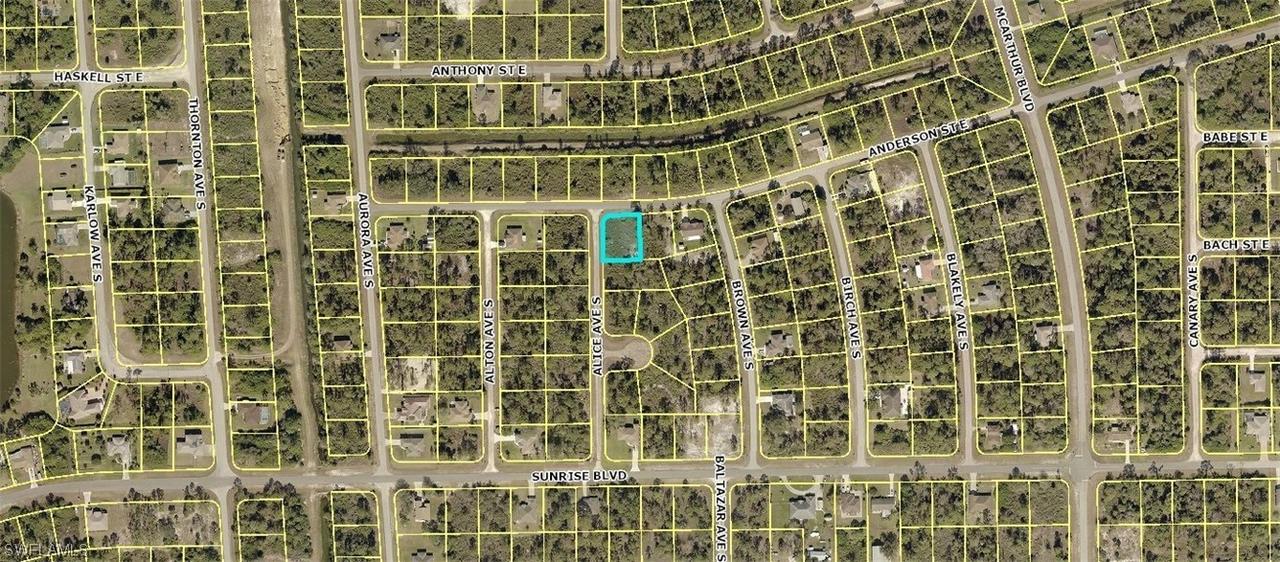 924 Anderson St., Lehigh Acres, FL 33974