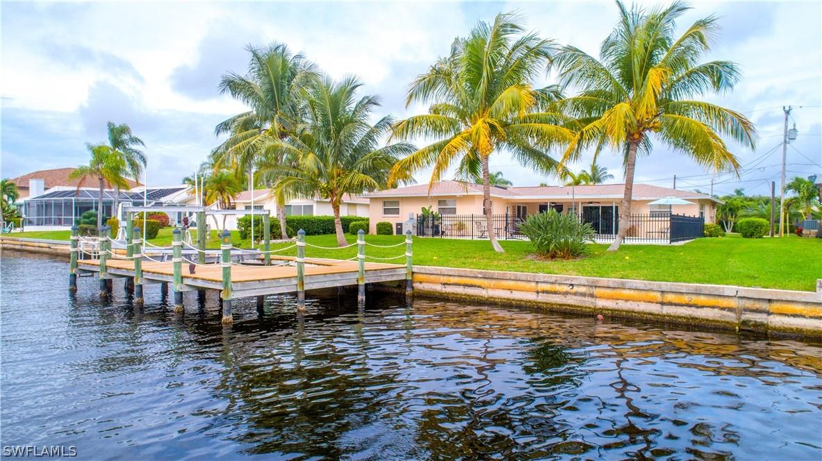 2214 SE 36th St., Cape Coral, FL 33904