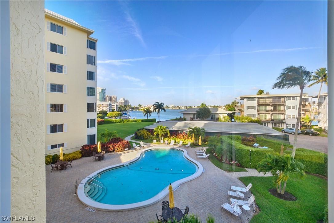 3410 Gulf Shore Blvd. #301, Naples, FL 34103